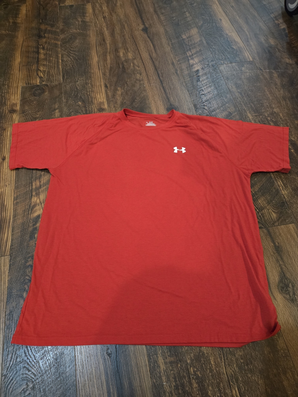 Under Armour Red Short Sleeve Crew Athletic Tee